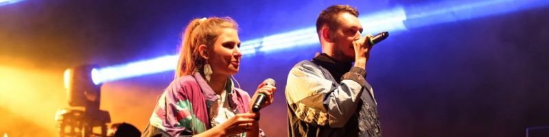 Verlosung: Neonschwarz im Schlachthof