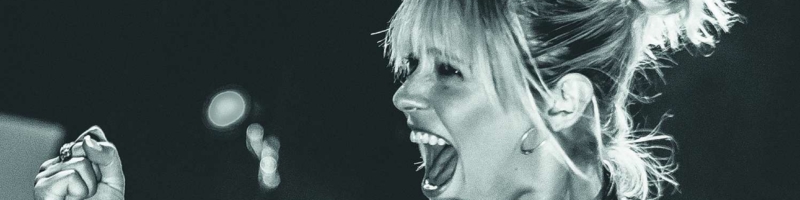 Jini Meyer solo im Lagerhaus