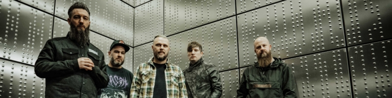 Vierfaches Metalcore-Brett