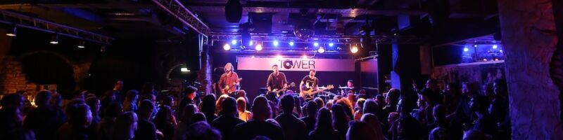 Cadet Carter und Deaf Havana im Tower