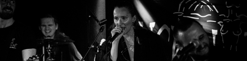 Ausgelassene Release-Party