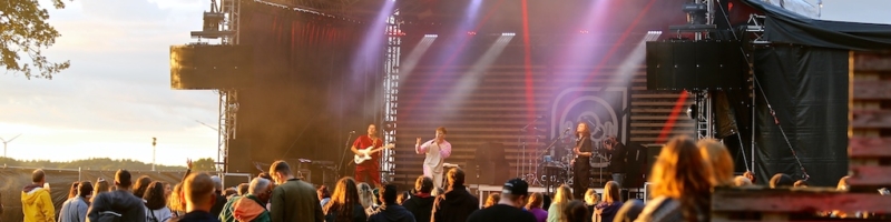 Ein Wochenende abschalten beim Forest Jump Festival 2023