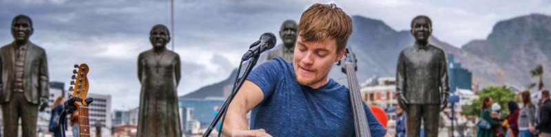 Ein Live-Looping-Artist im Tower Musikclub