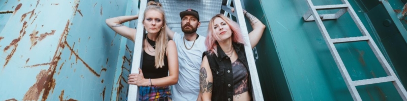 „Wir haben genug für ein ganzes Album zu sagen“ – TYNA im Interview