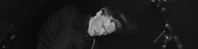 Warmer Empfang für ein frisch geschlüpftes Küken – Interview mit Oskar von Dramatist